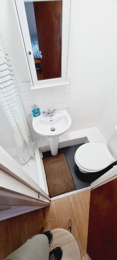 Worcester House - Single, En-Suite Double Or Twin Rooms - Total 4 Rooms 6 Beds, Lounge & Kitchen, Free Wi-Fi, On-Drive Parking Derby Extérieur photo